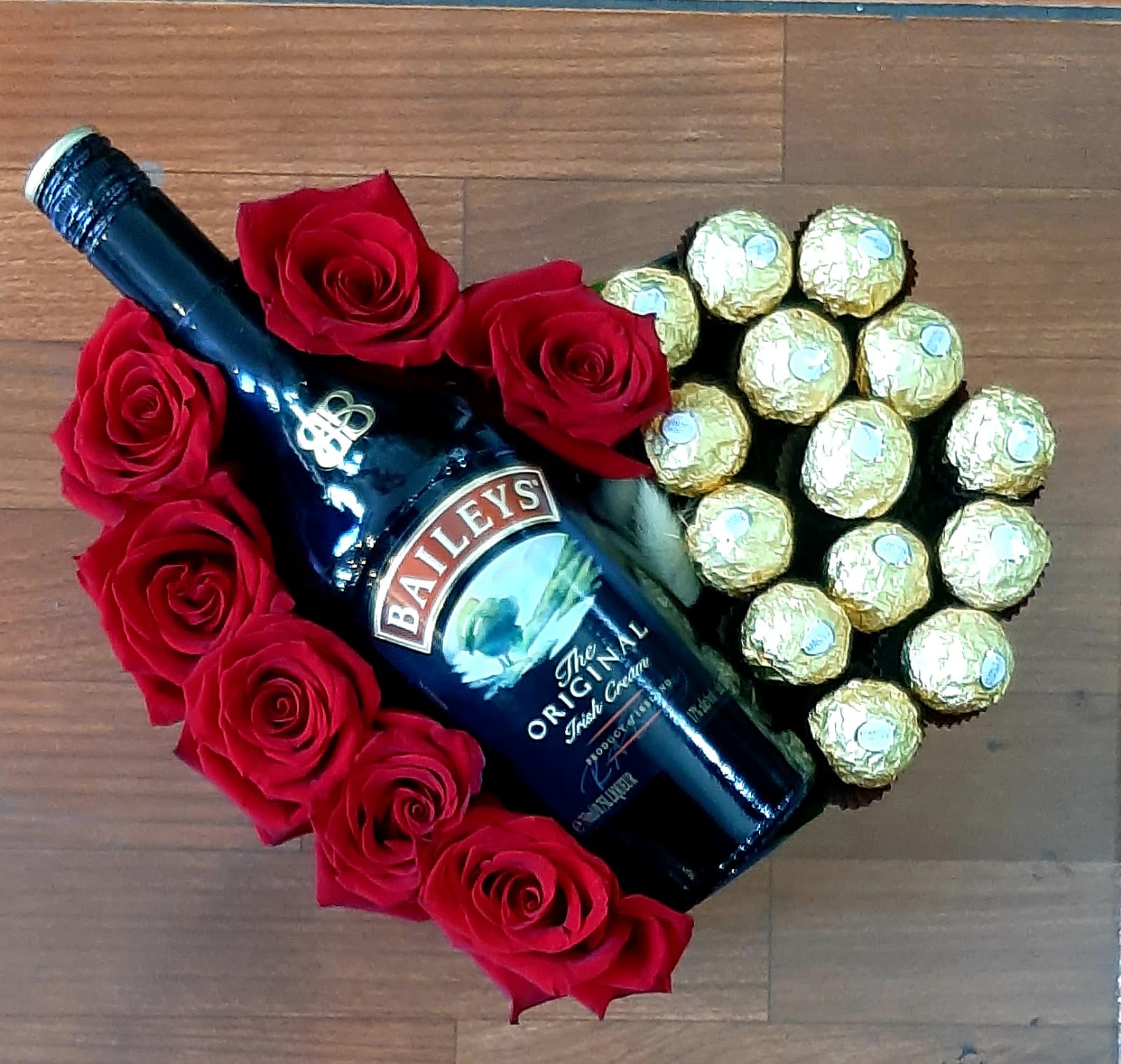 Foto de Corazon Rosas , Ferrero y Baileys